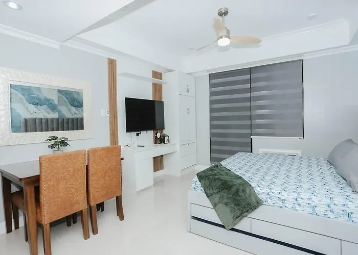 Condo18k Beside Mactan Newtown Apartment Lapu-Lapu City