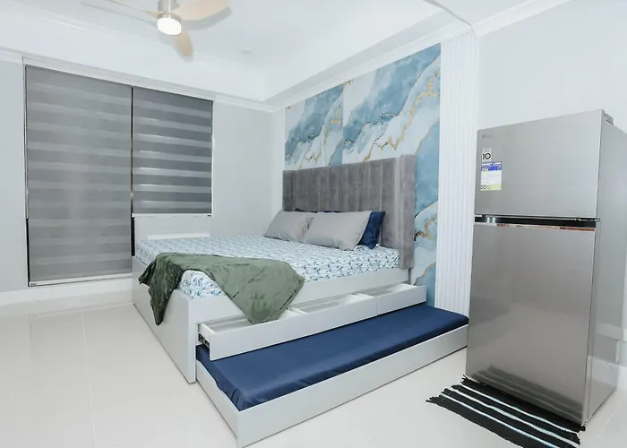 Apartment Condo18k Beside Mactan Newtown