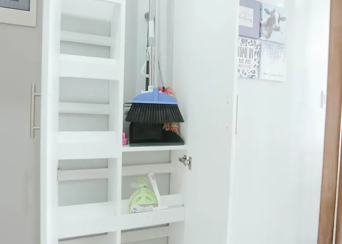 Condo18k Beside Mactan Newtown Apartment Lapu-Lapu City